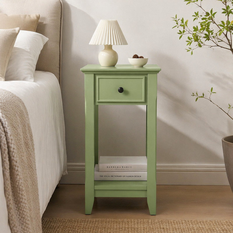 Table d'appoint vert clair avec tablette inférieure