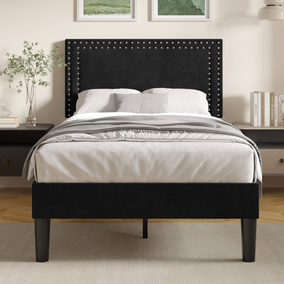 Lit simple tapissier avec 2 tables de chevet - Ensemble de chambre à coucher moderne