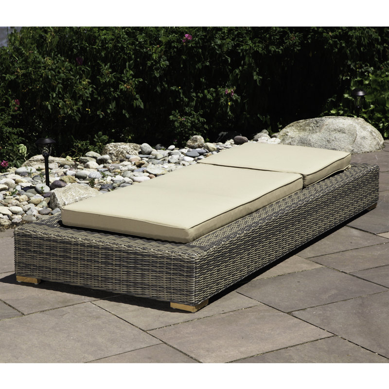 Corsica Outdoor Chaise Lounge