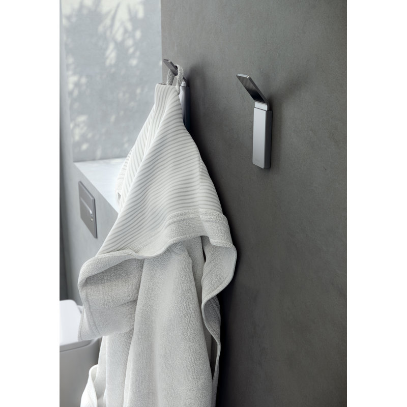 Crenguta Towel Stand