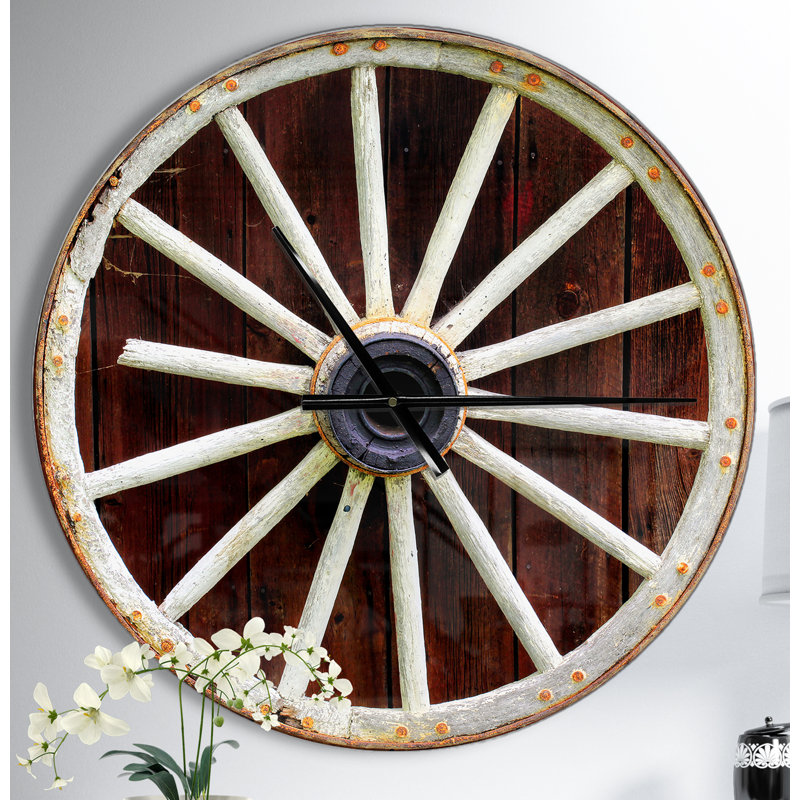 Horloge murale Swigart Farmhouse Designart, Petit, Chocolat / blanc cassé / gris