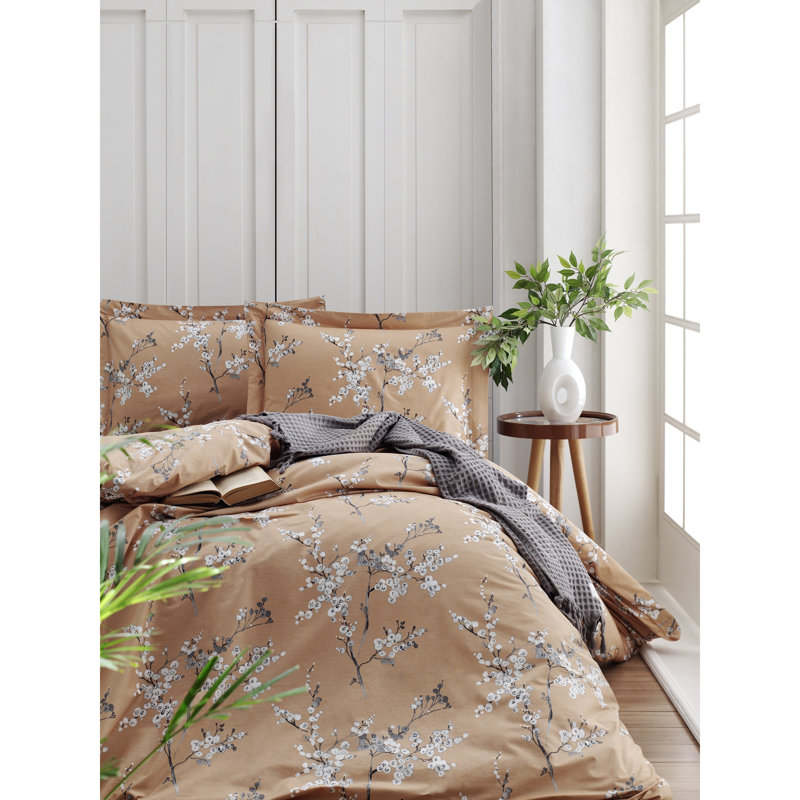 Matcovich Floral Duvet Cover Set with Pillowcases, 200 x 220cm + 2 Pillowcases (50 x 70cm), Brown