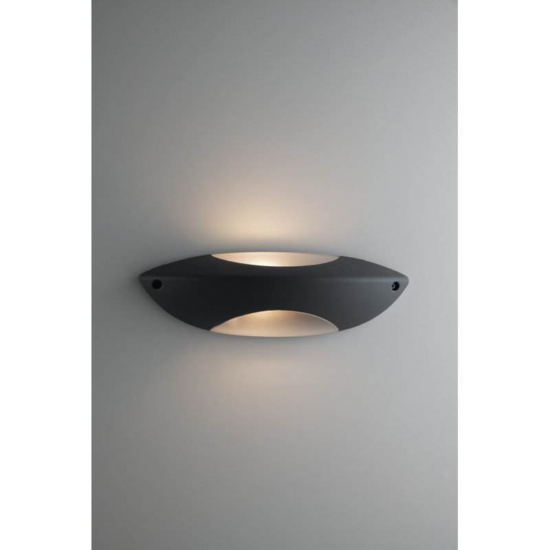11cm H Outdoor Flush Mount