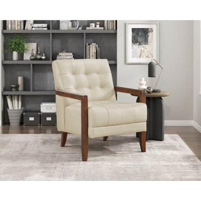 Chaise en cuir beige, structure en bois avec teinture contemporaine au fini noyer