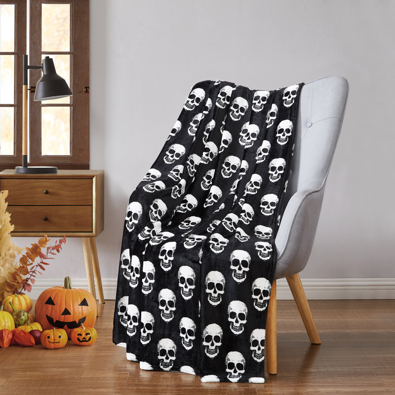 Jets moelleux Harvest Halloween, Black Skulls
