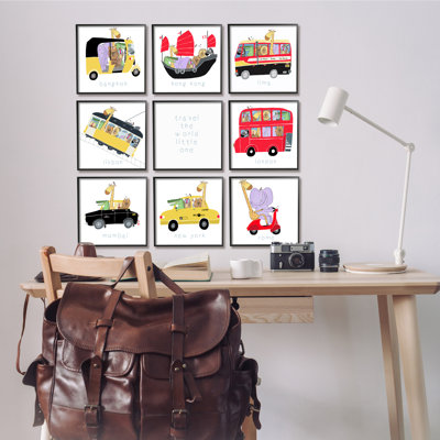 «Travel World Little One», ensemble de 9 textures giclées encadrées de transport international par Carla Daly