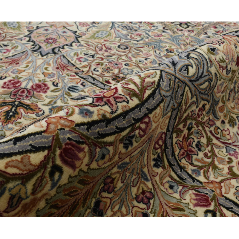 Tapis traditionnel en laine noué à la main