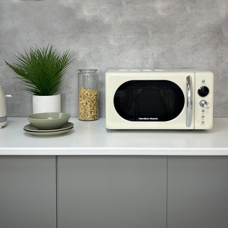 Hamilton Beach 20L Retro Microwave, Cream