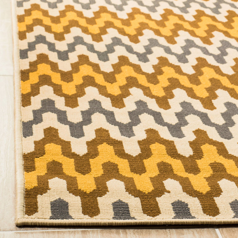 Tapis beige / doré Kelston, Rectangle 8 pi x 11 pi