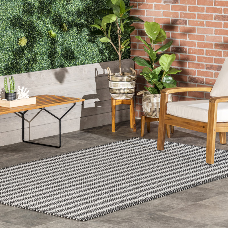 Tapis intérieur / extérieur rayé noir / beige Carrey, Rectangle 4 pi x 6 pi