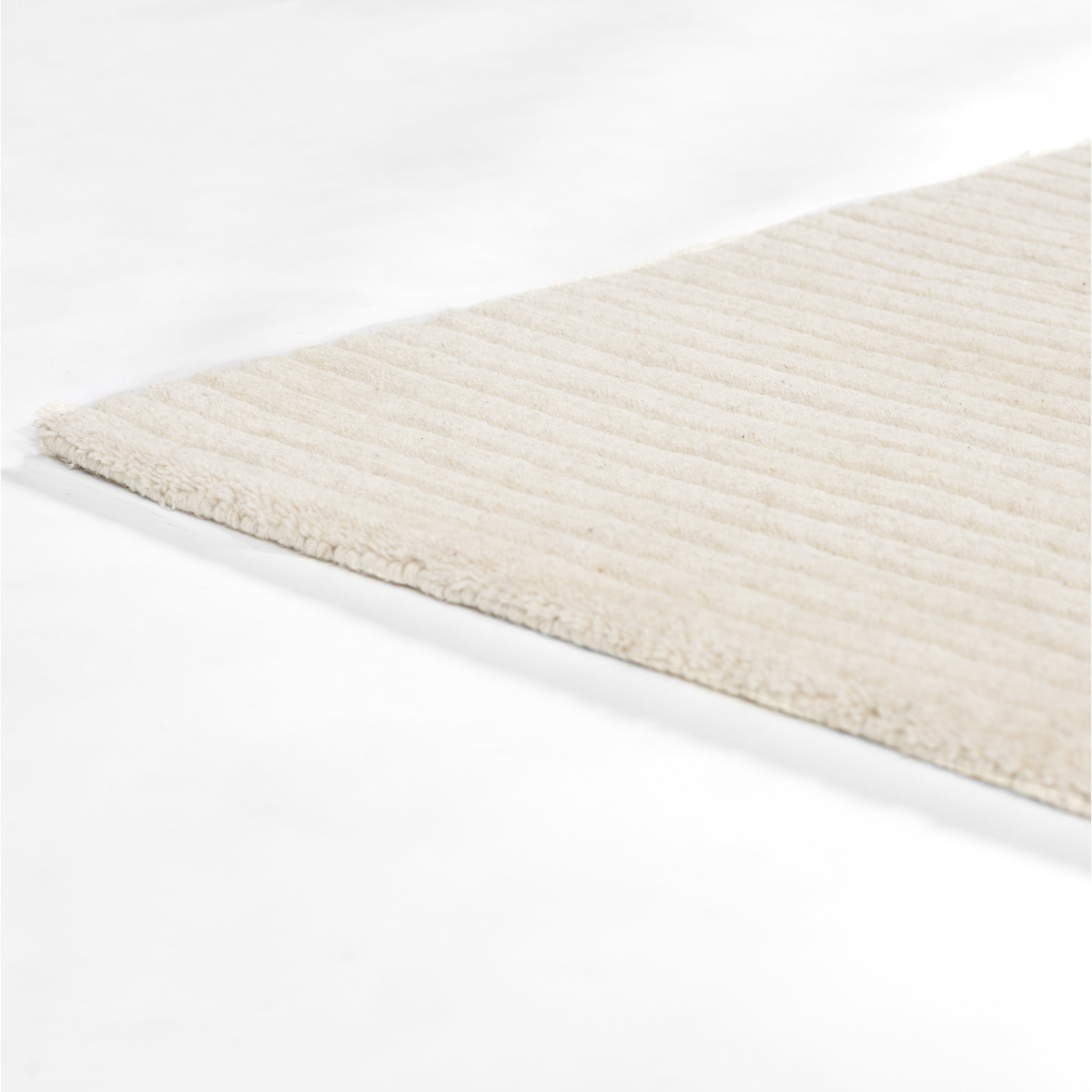 Guiness Beige Hand-Loomed Wool Rug, Rectangle 2' x 4'