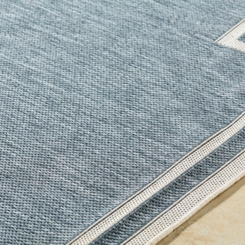 Tapis tissé à la machine Skiles, Navy/Cream, Rectangle 6 pi 7 po x 9 pi