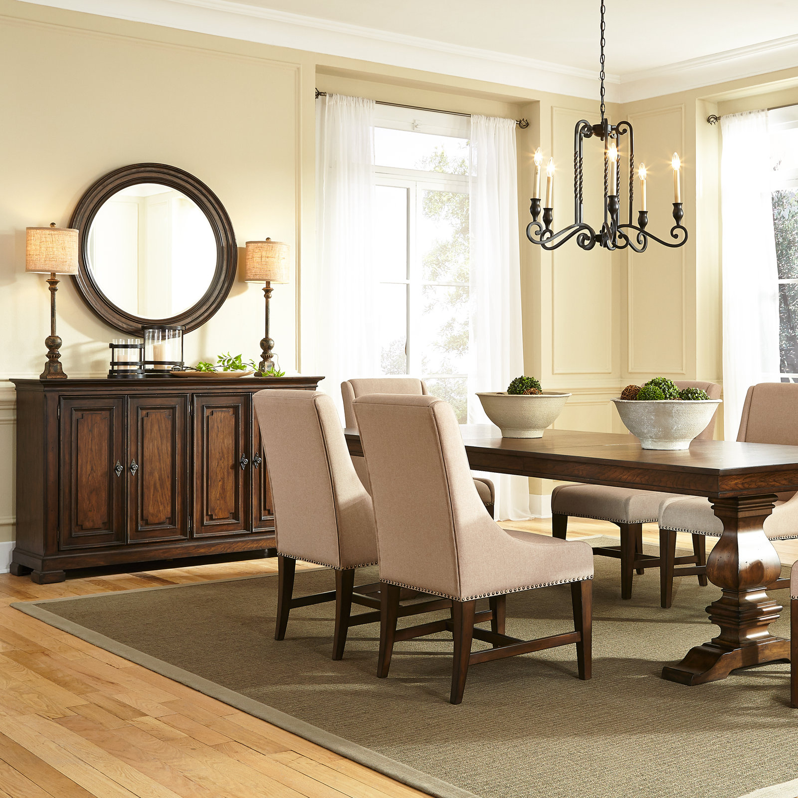 Barlow Sideboard