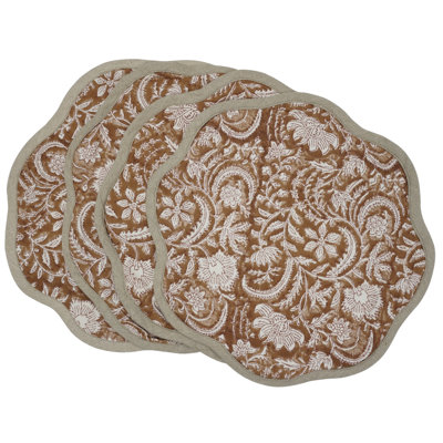 Fabdivine 15"Scalloped Luxe Table Mats - Kundanvan