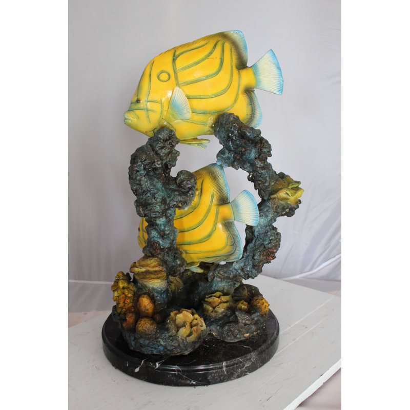 Statue de deux poissons-papillons nageant en bronze - Taille: L 12 po x l 12 po x H 24 po.