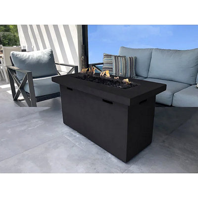 Foyer de table d'extérieur en béton 25 po H