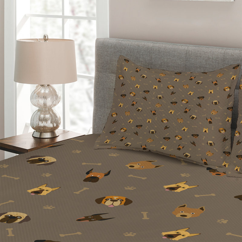 Dog Polyester Coverlet, King Bedspread + 2 Shams