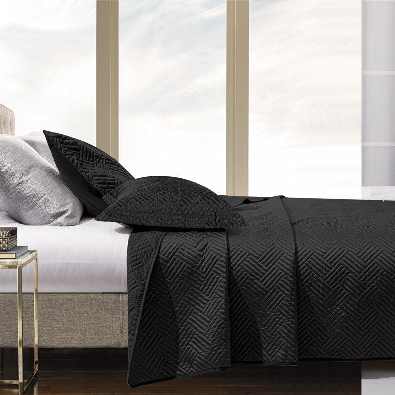 3 Pieces Quilt Set, Silk Satin Geometric Pattern Quilted Coverlet Set (1 Quilt, 2 Pillow Shams) - NTBAY, Queen, Black