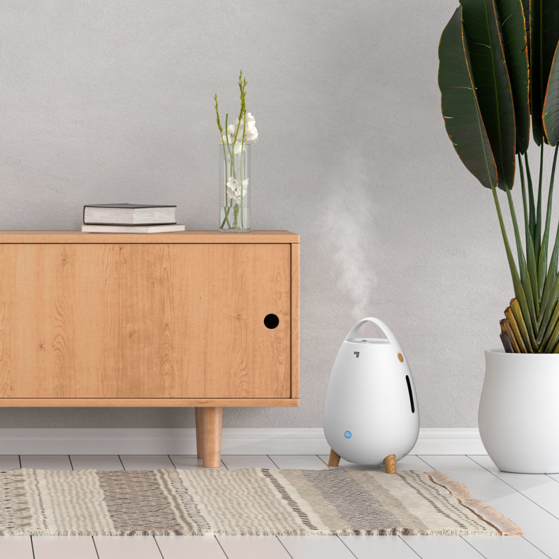 White Ultrasonic Humidifier with Wood Grain Accents and Auto Shutoff