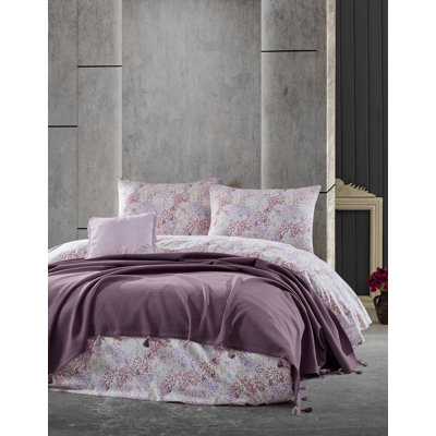 Modern & Contemporary Cotton Quilt