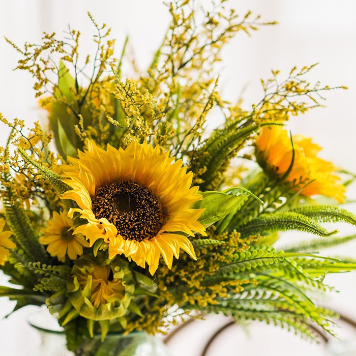 Arrangement floral à tournesol artificiel bouquet