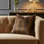 Luxueux coussin vison fabriqué à la main-671678507-671678499