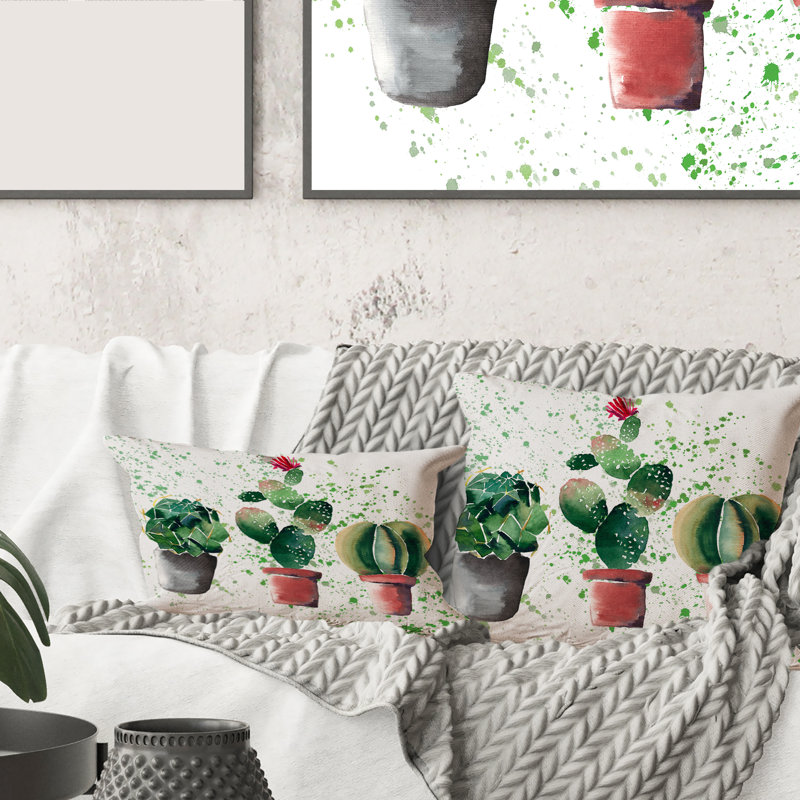 Carré, trois cactus dans des pots en argile - coussin décoratif traditionnel, 16" x 16"