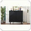 Armoire latérale moderne et minimaliste avec tablettes réglables et rangement à porte géométrique, élégant et fonctionnel