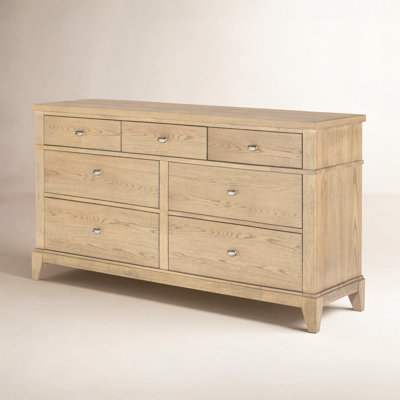 Today's Traditions 7-Drawer Dresser
