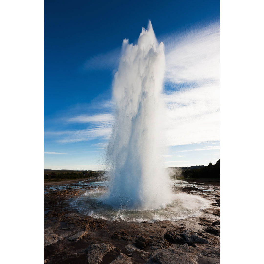 Hot Water Strokkur von Mlenny - Leinwandbild