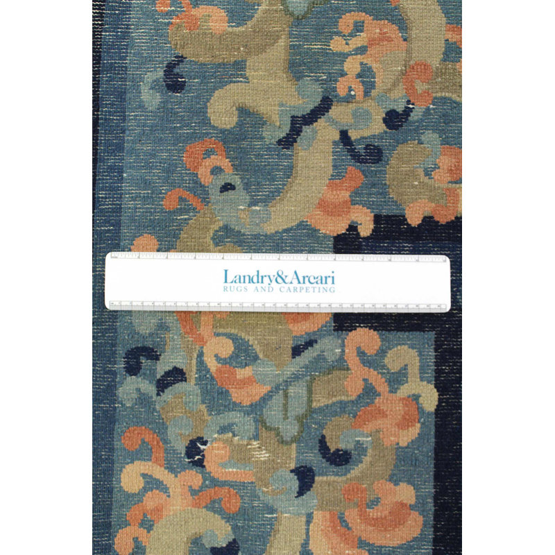 Tapis unique en laine noué à la main de 8 pi 1 po x 9 pi 9 po des années 1920 à Pékin - bleu / beige