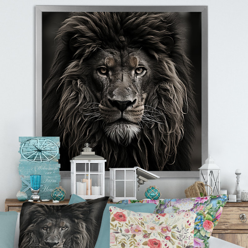 Portrait de lion noir majestueux - décoration murale animal lion, Cadre simple argenté, H 30 po x l 30 po x P 1,5 po