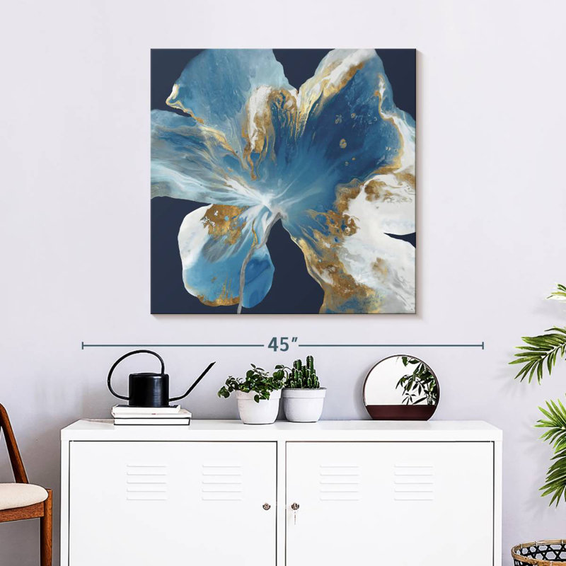Avery Liquid Enigma I, 30" H x 30" W