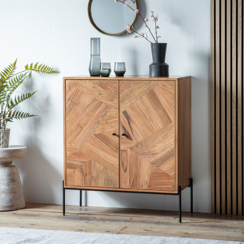 Struthers Highboard