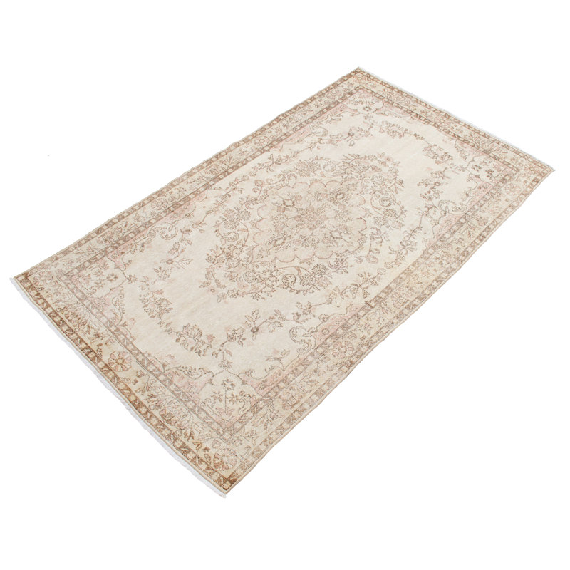 Tapis ivoire Melis Vintage 6 pi 2 po x 10 pi 1 po