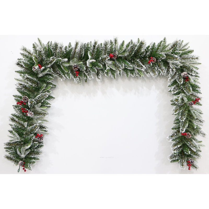 Guirlande de Noël en pin givré