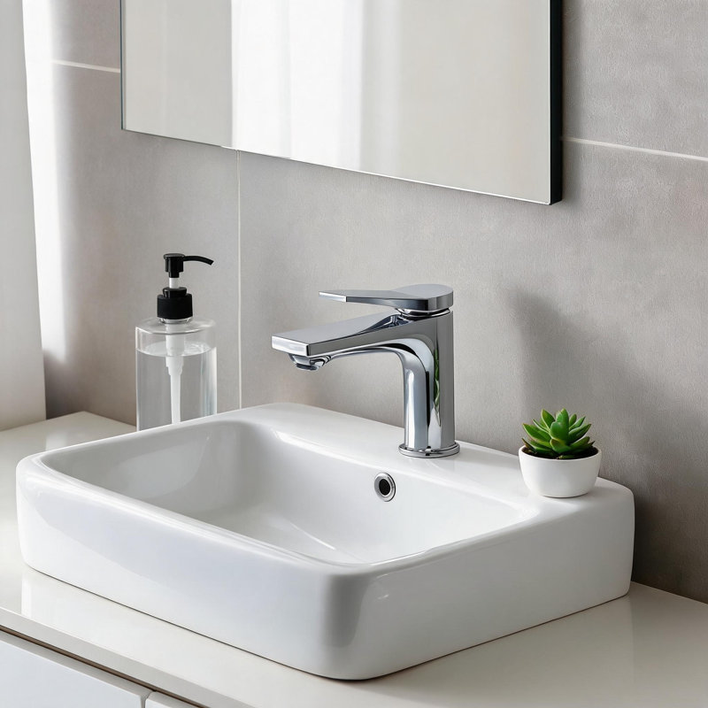 Robinet de salle de bain chromé à un trou avec deux tuyaux de 3/8 po pour lavabo de salle de lavage