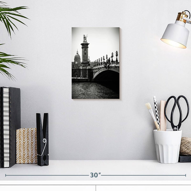 Lilie Alexandre III Bridge I, 12" H x 8" W