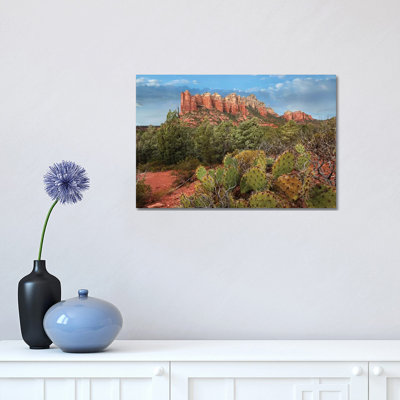Coffee Pot Rock Near Sedona, Arizona 1 Piece Wrapped Canvas Wall Art