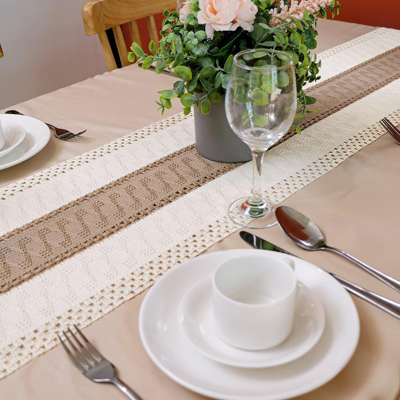 Chemin de table Cotton Lace
