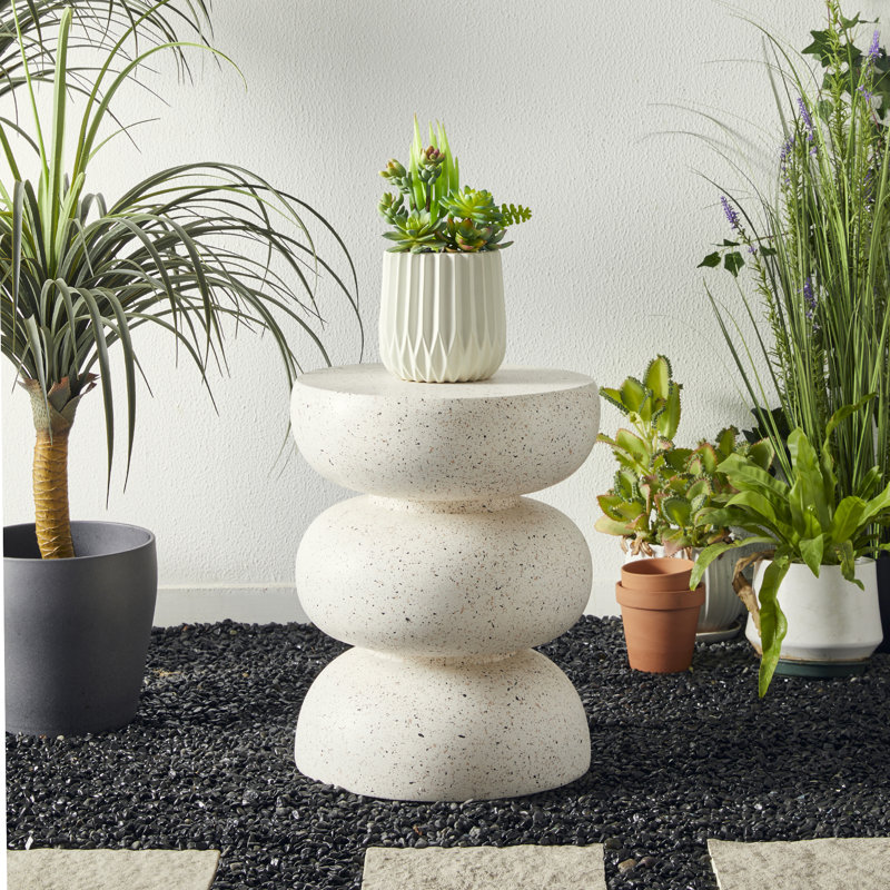 Tabouret d'appoint H 18 po en faux terrazzo Haseen, Blanc