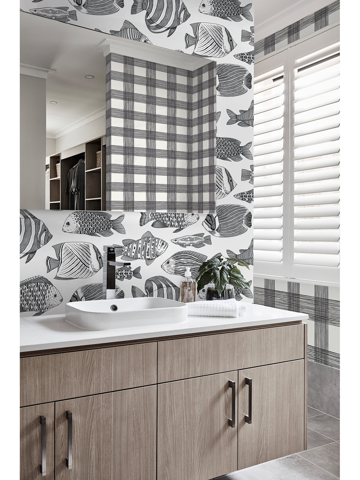 Loy Modern Plaid Wallpaper, Black