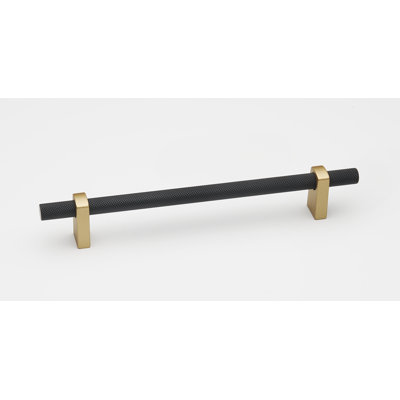 Vita Bella Knurled Bar Pull