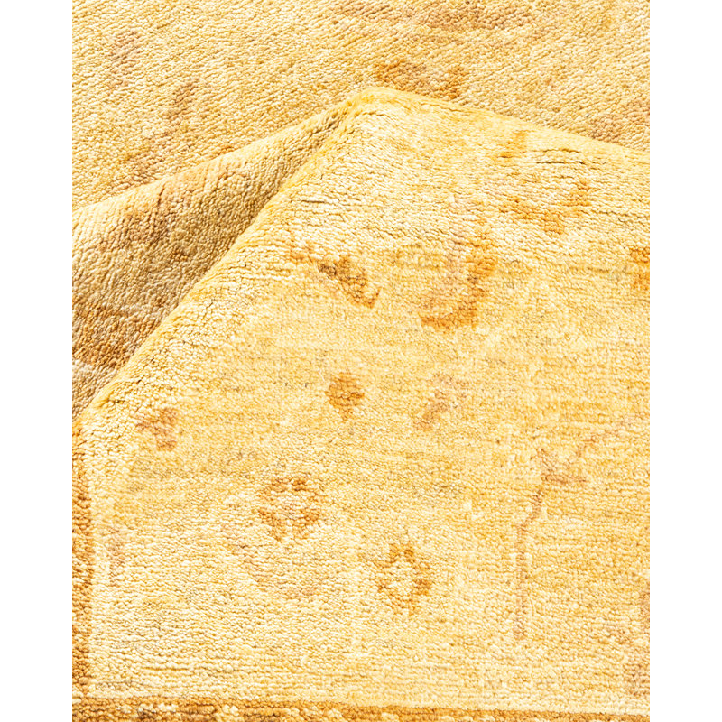 Tapis ivoire noué à la main de conception unique 8 pi 2 po x 10 pi 4 po Semika