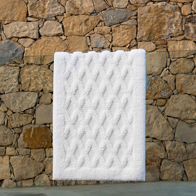Diamante Geometric Bath Rug, 24" W x 39" L, White
