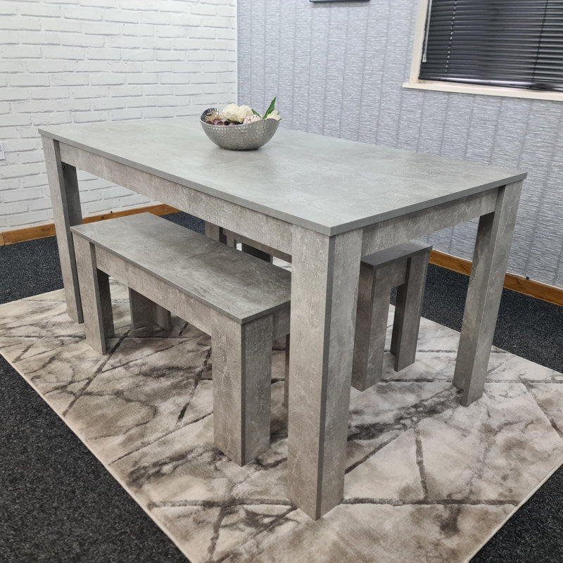 Capems 4 - Person Dining Set