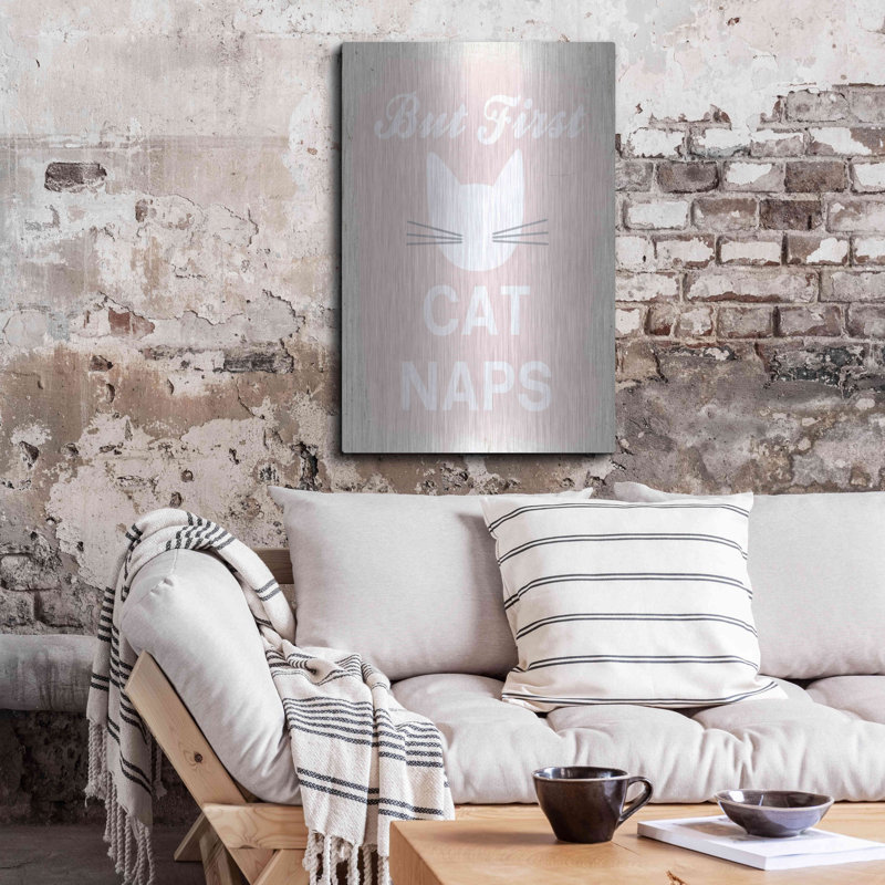 «But First Cat Naps» par Linda Woods, art mural en métal, H 36 po x l 24 po