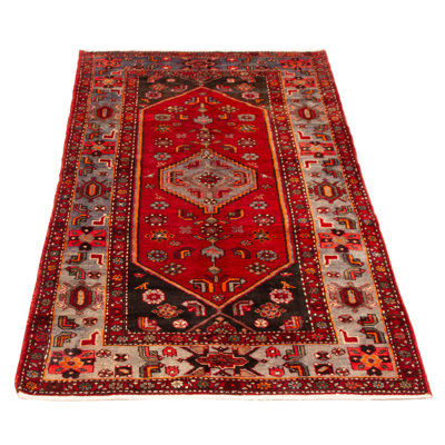 Andelz Red Rug 4'3" x 7'8"