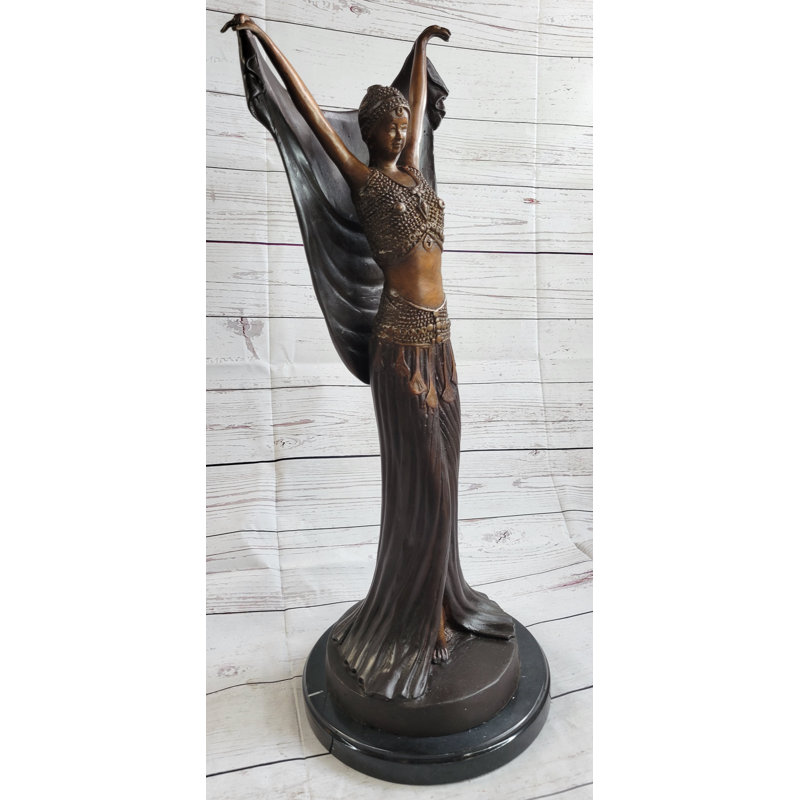Swendy Figurines & Sculptures