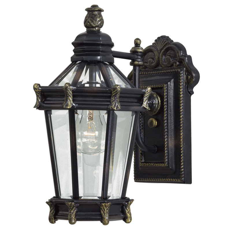 Stratford Hall Aluminum Wall Light